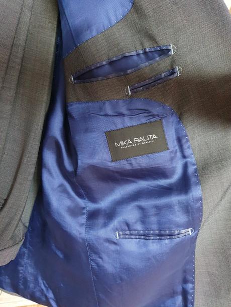 Pánsky oblek značky mikä rauta, 54