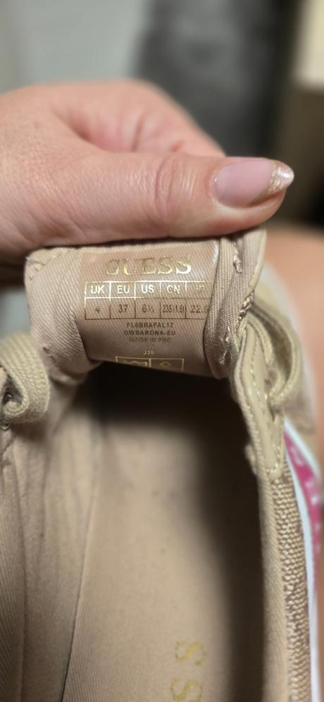 Guess tenisky, guess,37