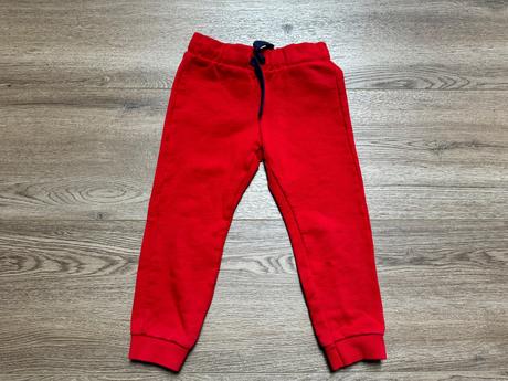 Tepláky benetton nenosené, benetton