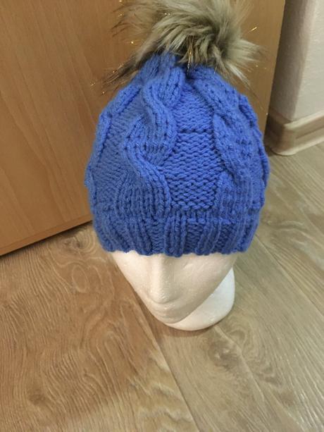 Čiapka- po obvode cca-48-54, 122 / 128 / 134