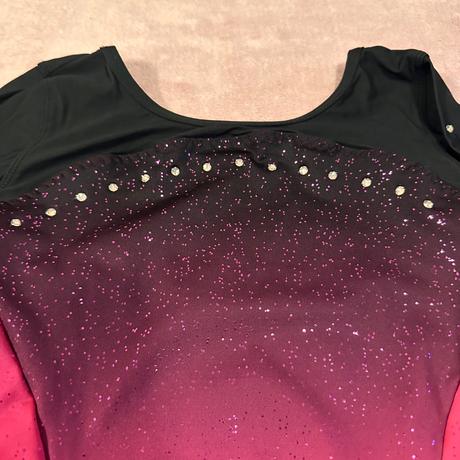 Dres na gymnastiku, 146