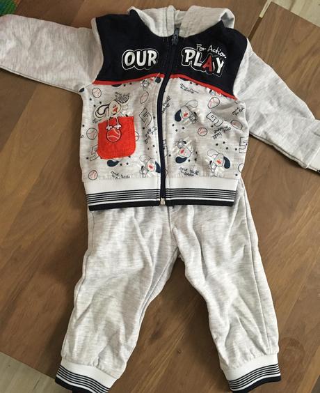 Tepláková súprava, 68