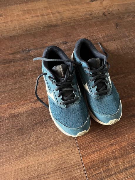 Tenisky, mizuno,33