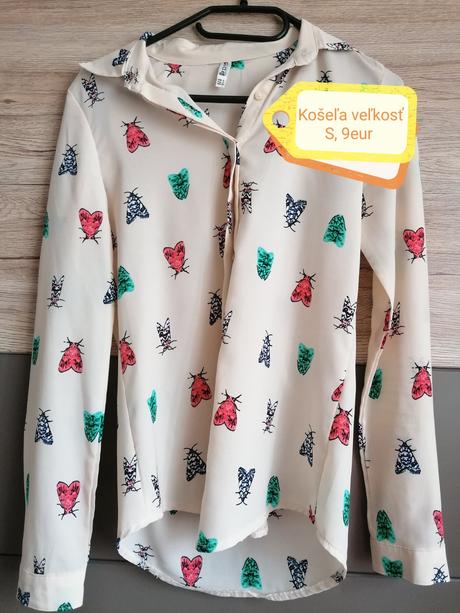 Balík oblečenia, s