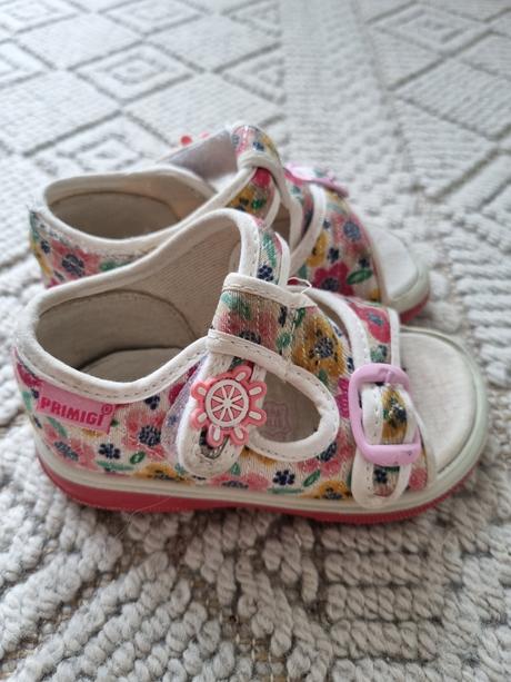 Jarne topanky a letne sandalky vek. 21, geox,21