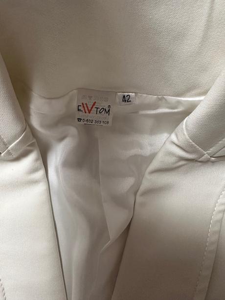 Biely sukňový kostým m,l, l / m