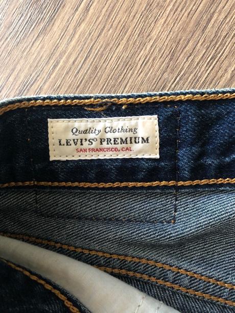 Šortky levis, levis,l