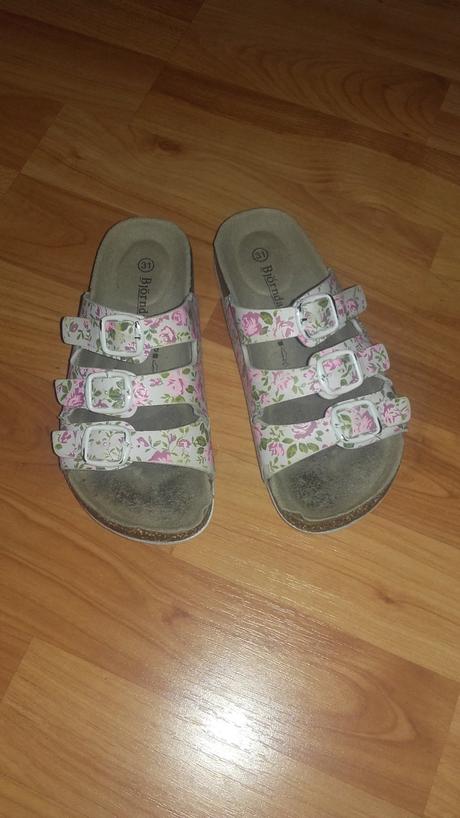 Šlapky pre dievčata, 31