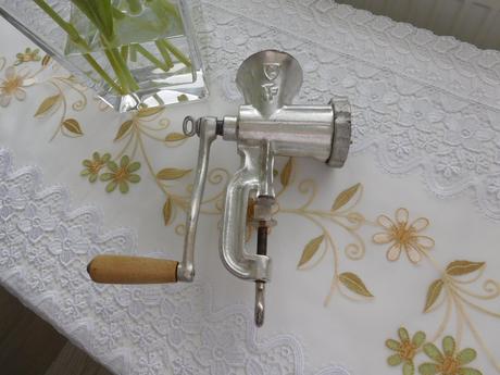 Mlynček na maso-made in čechoslovákia---5, 