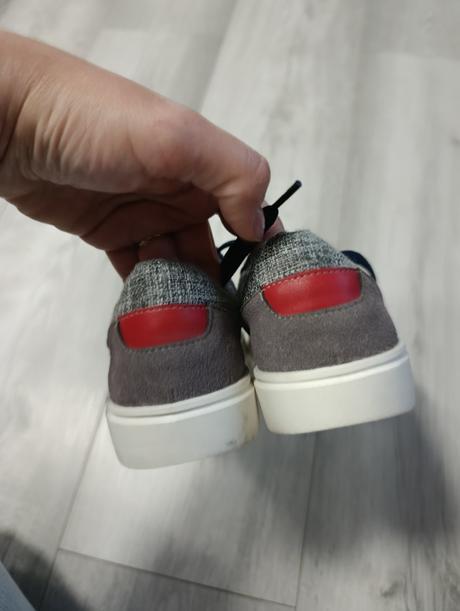 Tenisky zara, baťa,34