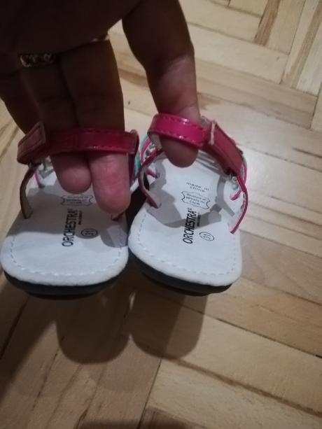 Sandálky orchestra, 31