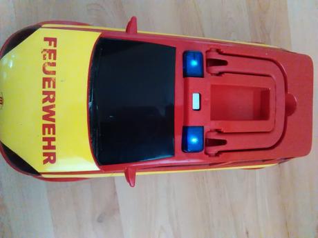 Hasičskè auto aj do piesku,