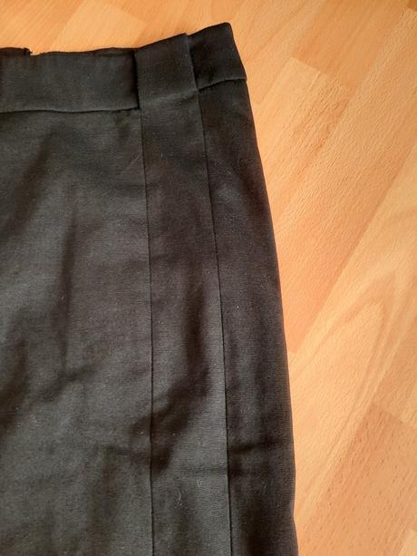 Dámska úzka sukňa, zara,xs