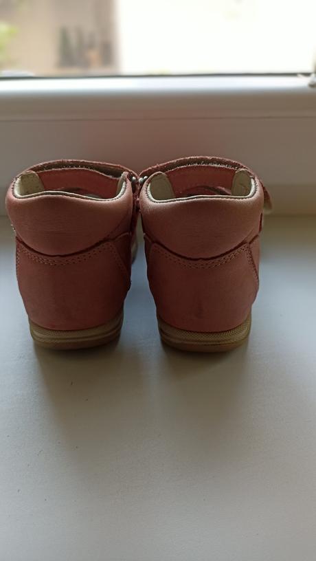 Ortopedické sandále veľ.25, 25