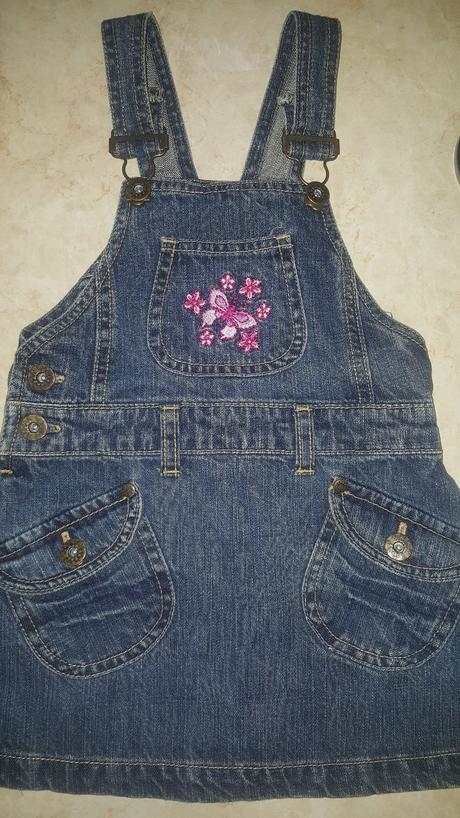 Suknicka na traky, 98