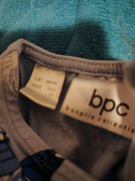 Pohodlné šaty s volánom, bonprix,146