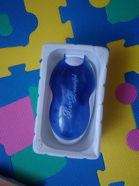 Prístroj na odstraňovanie nežiadúcich chĺpkov, 