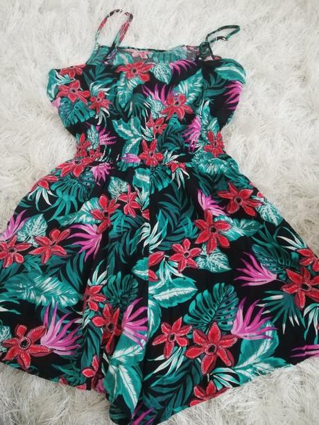 Krásne veci preklikaj veľkosť od 134,140,146, 122–134