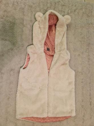 Dievčenská kožuchová vesta, 134