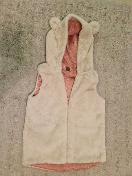 Dievčenská kožuchová vesta, 134
