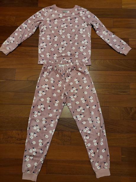Teplé pyžamko 134/140, pepco,134