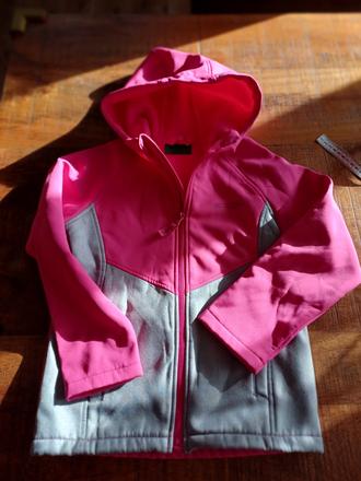 Softshelová bunda, 128