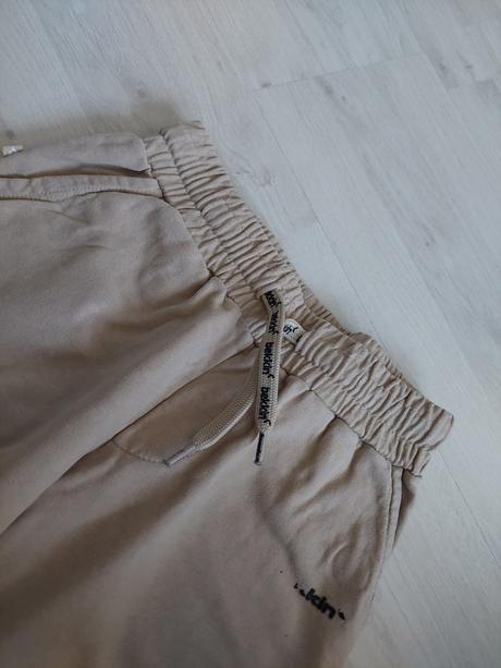 Hrubšie tepláky č.146, 146