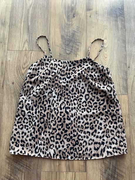 Tielko, river island,s