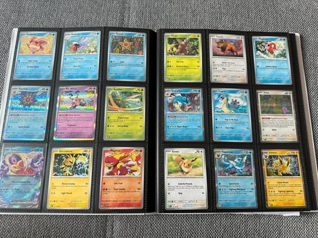 Pokémon 151 album s kartičkami 1-165 komplet,
