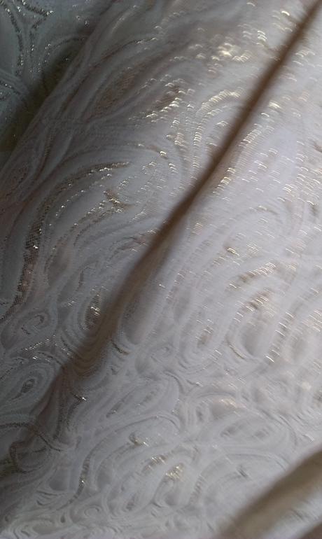 Spoločenske zlate šaty, 36