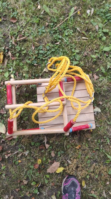 Drevena hojdacka pre najmensich, 