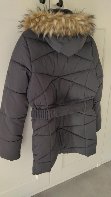 Teplá kvalitná bunda, c&a,170