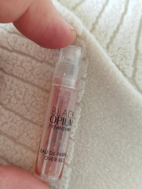 Ysl black opium,