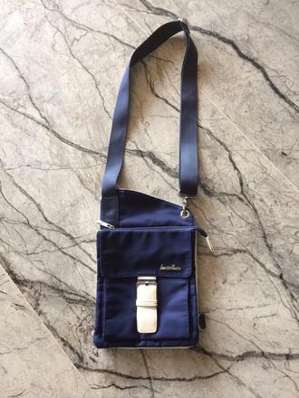 Ladizulo taška cez plece,