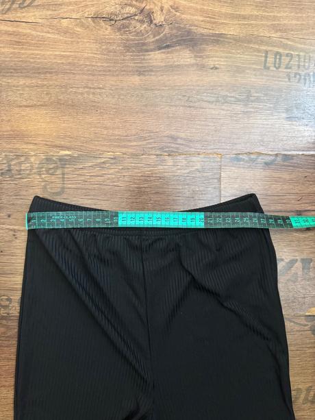 Čiernr zvonové nohavice shein 10-11r., 140