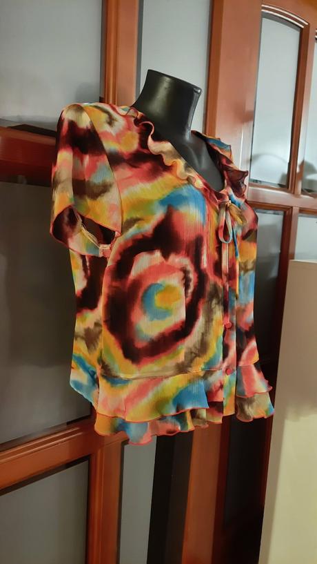 Predám dúhovú blúzku veľ.l-xl, l