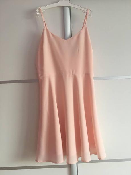 Ružové šaty, s