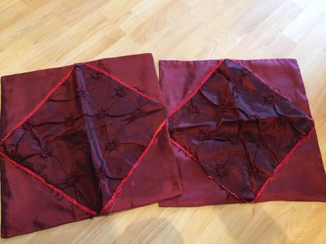 Zavesy+obrusy+vankuse,