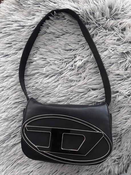 Diesel replika, diesel