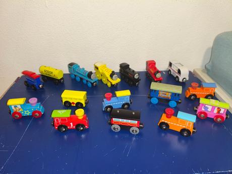 Koľajnice, depo, mosty, vláčiky, doplnky, 