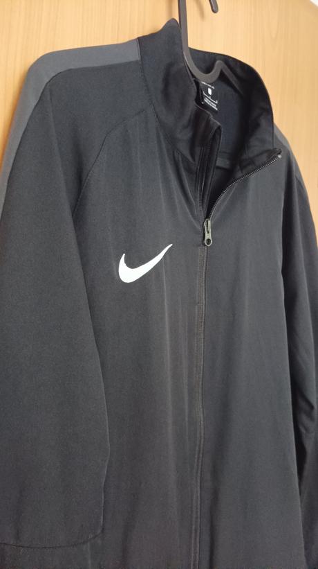 Športová bunda nike l, nike,l