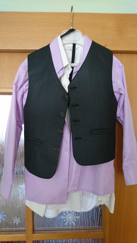 Chlapčenský oblek, 116