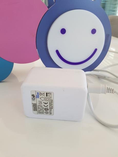 Stolná lampa húsenica, 