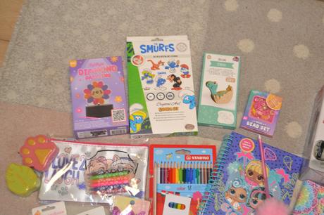 Dievčenské potreby sada 20 ks,