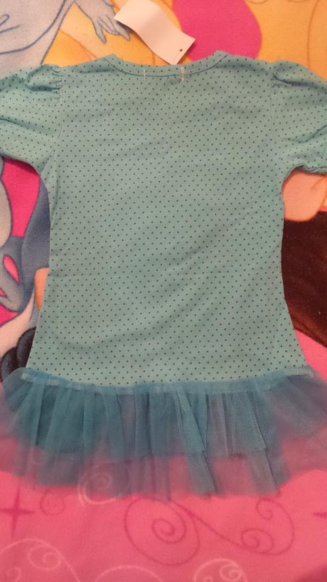 Šatičky so srdiečkom, 98