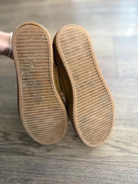 Tenisky, reserved,35