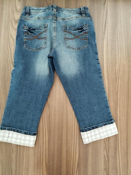 Capri džínsy, bonprix,36