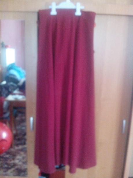 Elegantne spoločenske šaty, jane,40