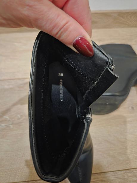 Kotnikove prechodné topanky, 38