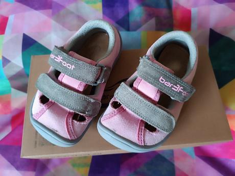 Barefoot sandálky, 25